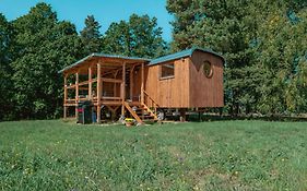 Meadowland Samota Stříbrník